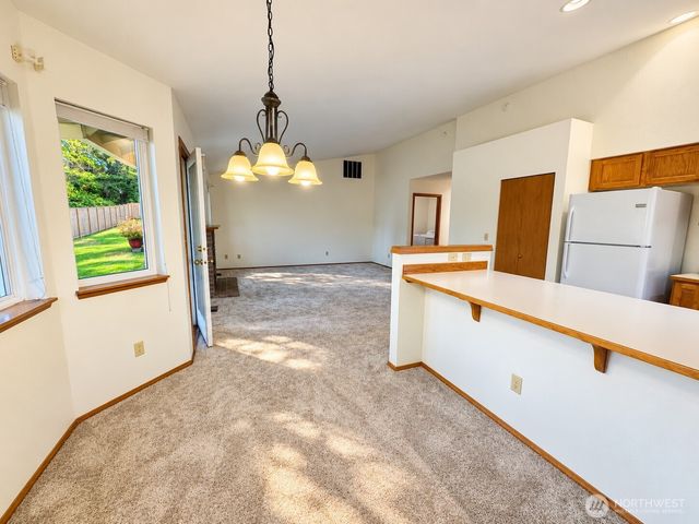 911 NW Leisure Lane, Bremerton, WA 98311