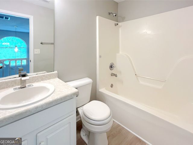 5983 Hitt Lake Trail, Stone Mountain, GA 30087