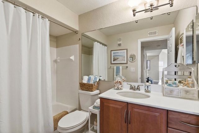 3300 HAVILAND COURT 303, Palm Harbor, FL 34684