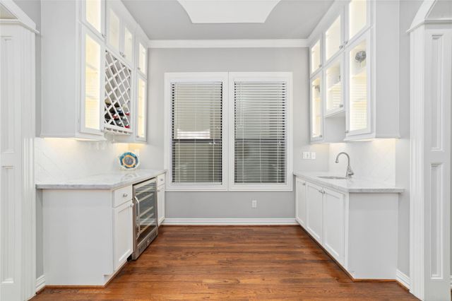 403 Reinerman Street, Houston, TX 77007