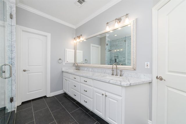 403 Reinerman Street, Houston, TX 77007