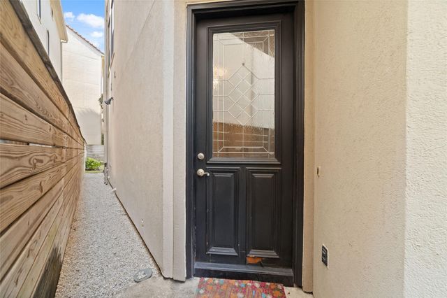 403 Reinerman Street, Houston, TX 77007