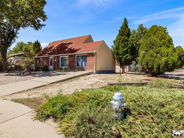 83 Dick Trefz St, Pueblo, CO 81001