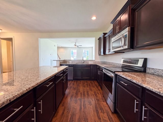 2520 Val Marie Dr, Madison, TN 37115