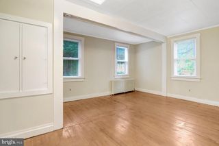 2621 2ND RD N, Arlington, VA 22201