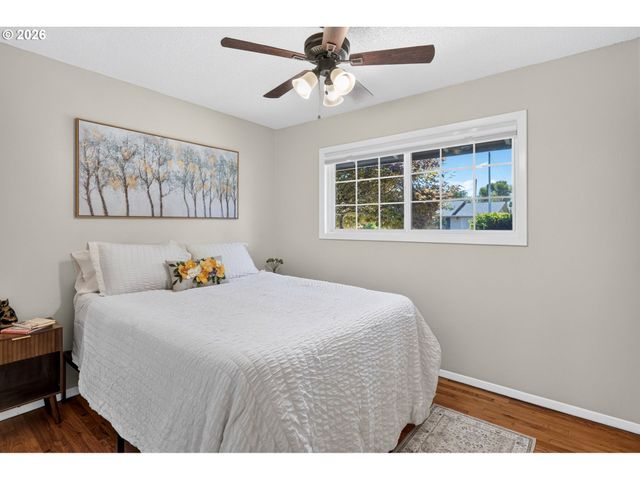 17839 Se CLAY St, Portland, OR 97233