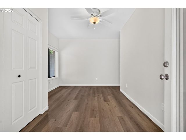17839 Se CLAY St, Portland, OR 97233