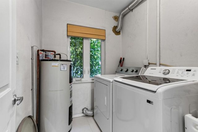 2317 NE 12TH Street, Fort Lauderdale, FL 33304