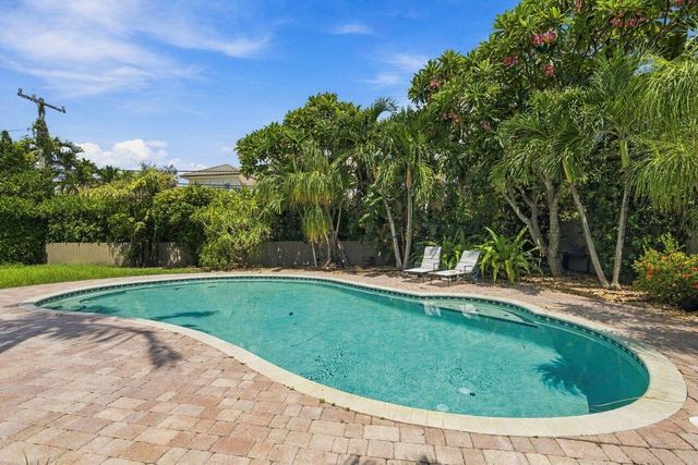 2317 NE 12TH Street, Fort Lauderdale, FL 33304