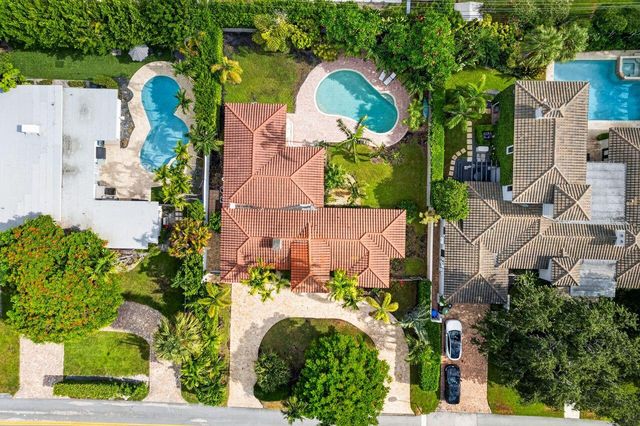 2317 NE 12TH Street, Fort Lauderdale, FL 33304