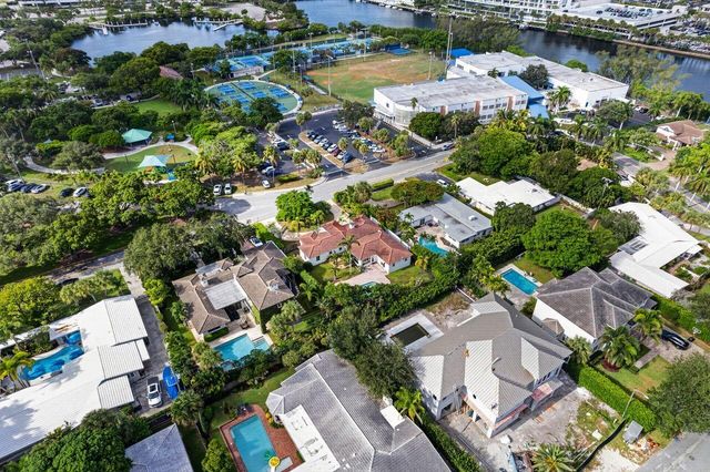 2317 NE 12TH Street, Fort Lauderdale, FL 33304