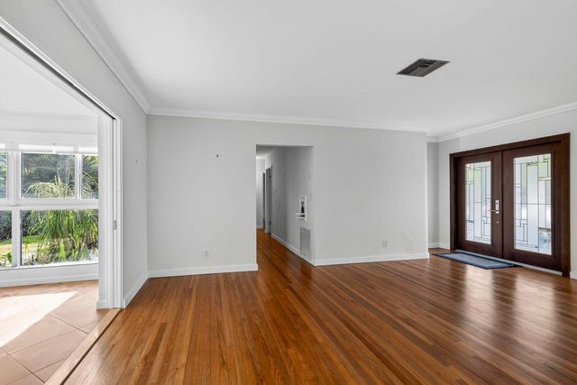 2317 NE 12TH Street, Fort Lauderdale, FL 33304