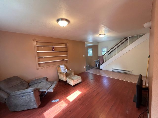 811 Lime St, Monongahela, PA 15063