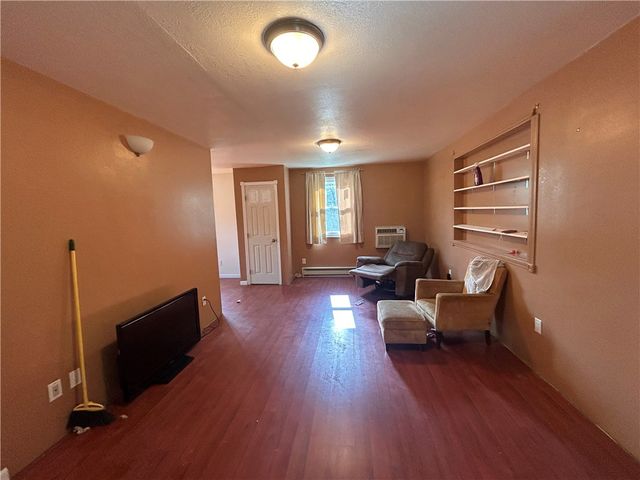 811 Lime St, Monongahela, PA 15063