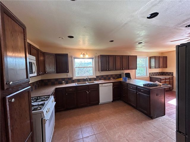 811 Lime St, Monongahela, PA 15063