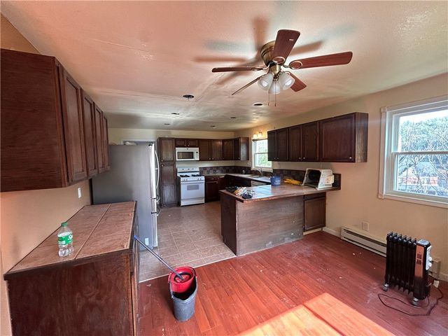 811 Lime St, Monongahela, PA 15063