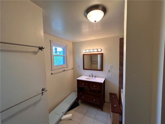 811 Lime St, Monongahela, PA 15063