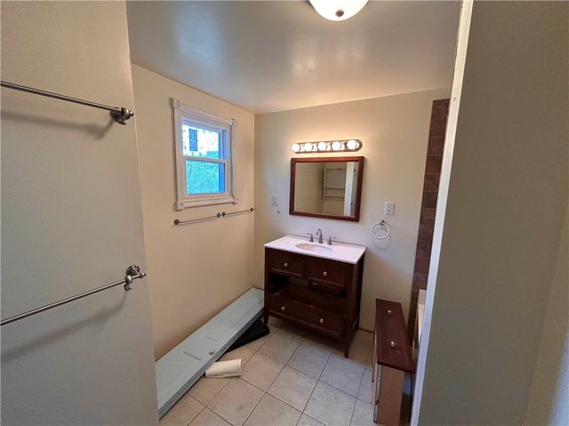 811 Lime St, Monongahela, PA 15063