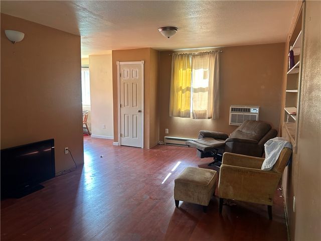 811 Lime St, Monongahela, PA 15063