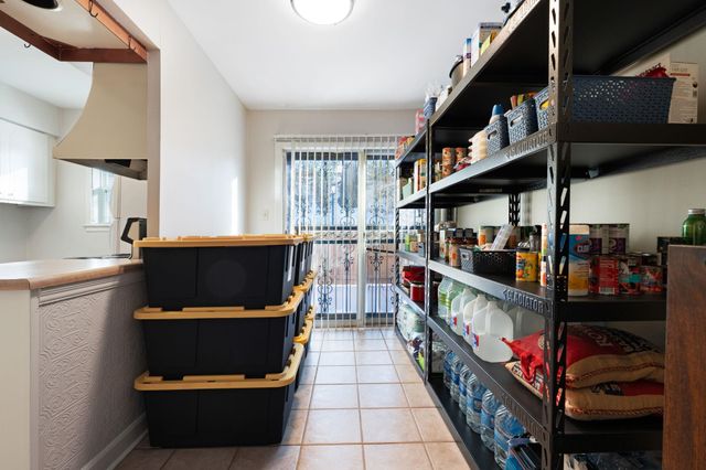 5726 Quince Rd Apt 9, Memphis, TN 38119