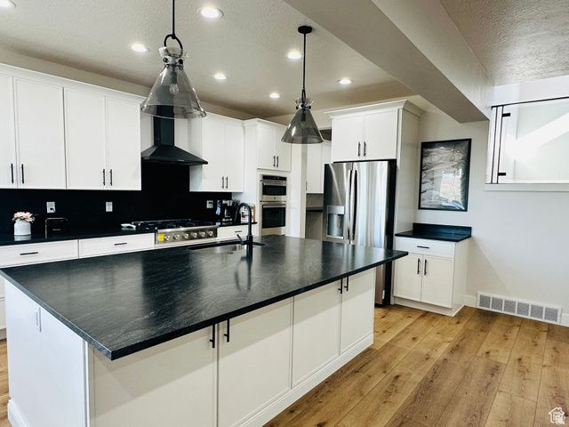 2747 S COUNTRY CLUB WAY, Garden City, UT 84028