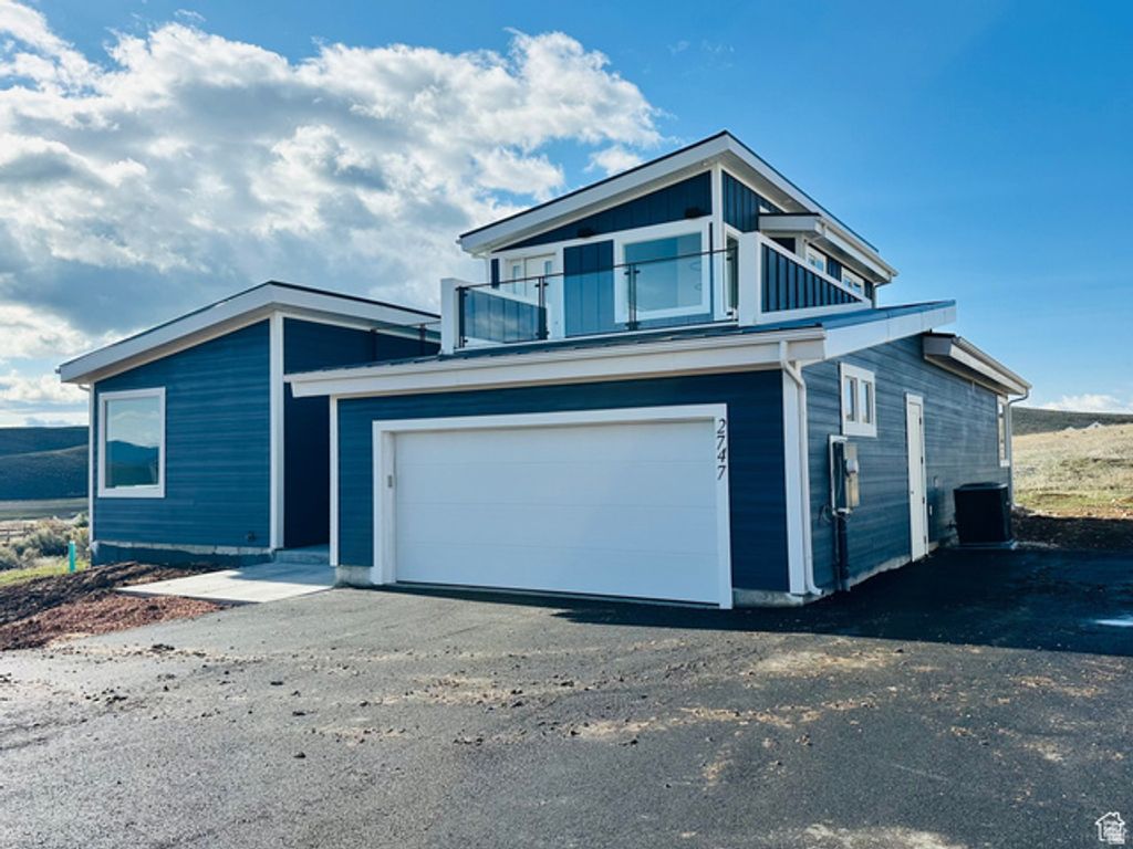 2747 S COUNTRY CLUB WAY, Garden City, UT 84028