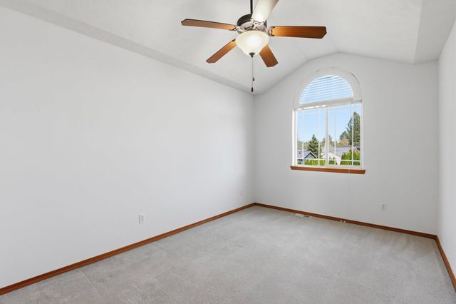 1208 E MEAD St, Spokane, WA 99218