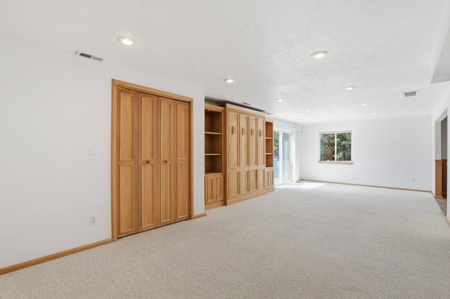 1208 E MEAD St, Spokane, WA 99218