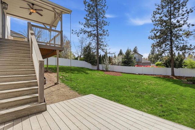 1208 E MEAD St, Spokane, WA 99218