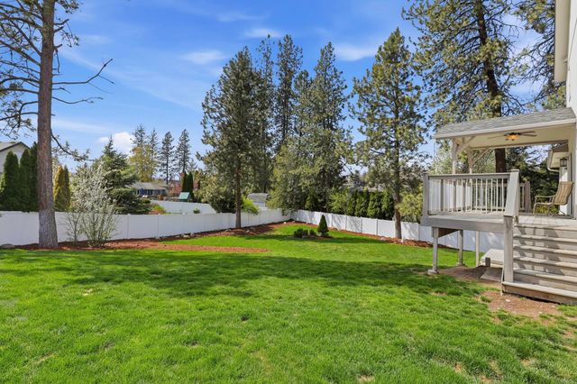 1208 E MEAD St, Spokane, WA 99218