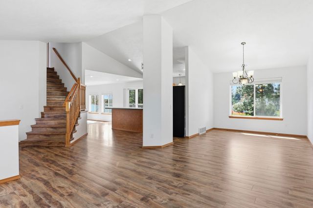 1208 E MEAD St, Spokane, WA 99218