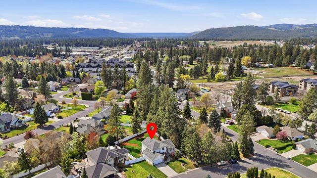 1208 E MEAD St, Spokane, WA 99218