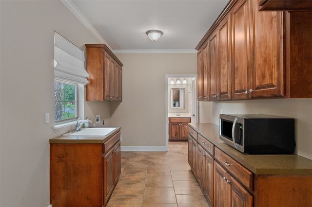 2275 Woodstone Drive, Benton, LA 71006