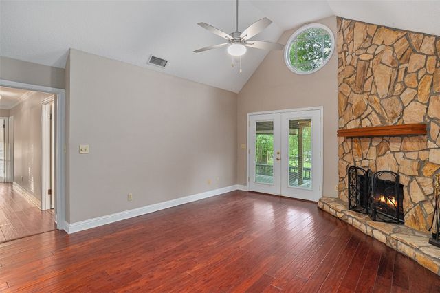 2275 Woodstone Drive, Benton, LA 71006