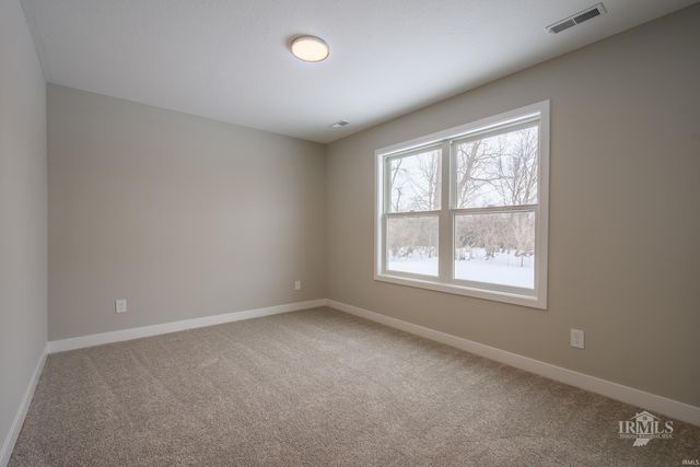 1600 S O'Hare Boulevard, Yorktown, IN 47396