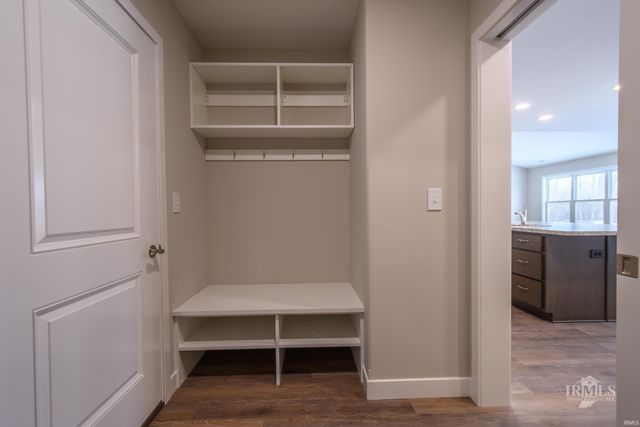 1600 S O'Hare Boulevard, Yorktown, IN 47396