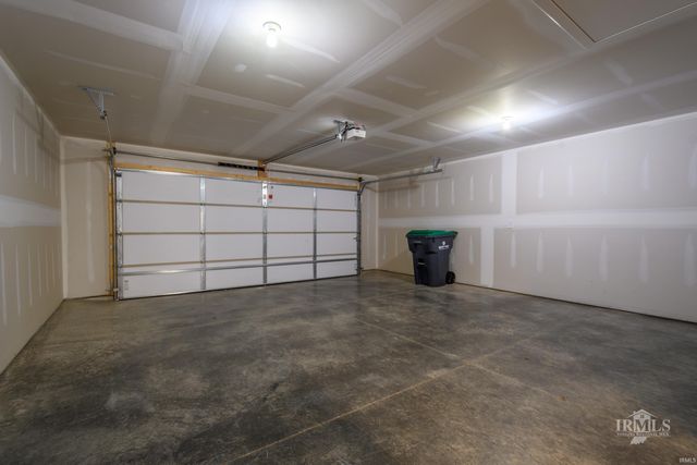 1600 S O'Hare Boulevard, Yorktown, IN 47396