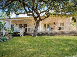 146 Upper Cibolo Creek, Boerne, TX 78006