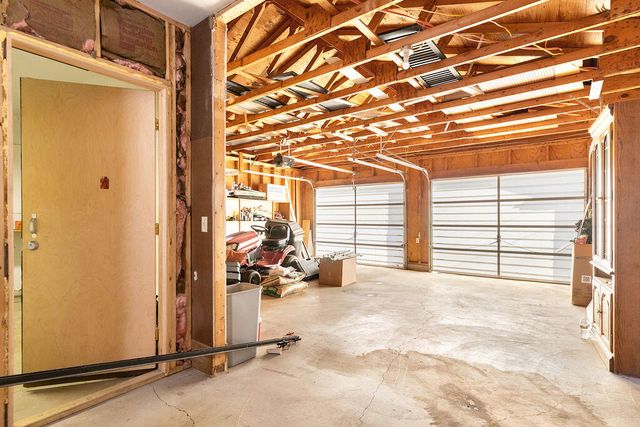 735 E Marshall Street, Hastings, MI 49058