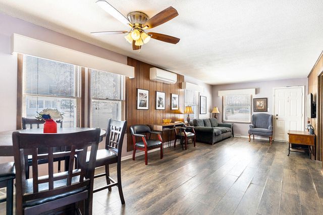 735 E Marshall Street, Hastings, MI 49058