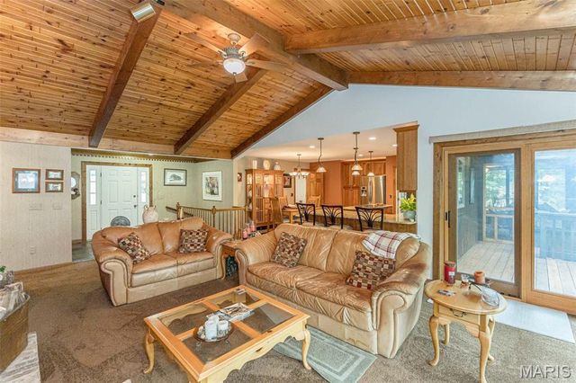 7 Walnut Ridge Court, Defiance, MO 63341