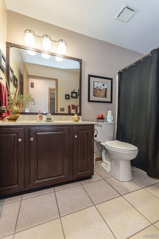 7 Walnut Ridge Court, Defiance, MO 63341