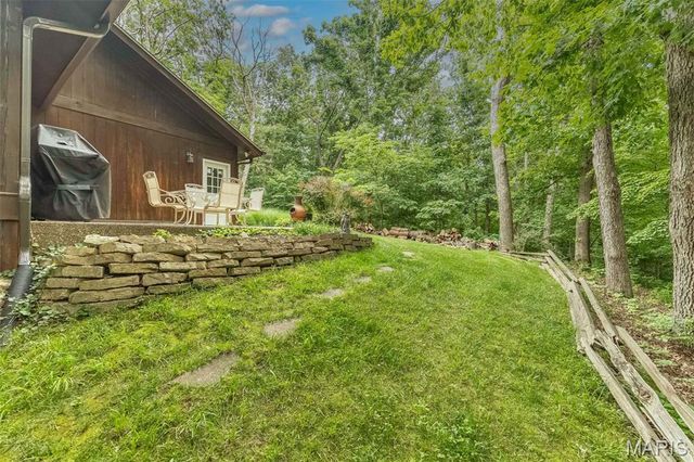 7 Walnut Ridge Court, Defiance, MO 63341