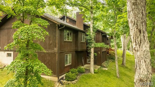 7 Walnut Ridge Court, Defiance, MO 63341