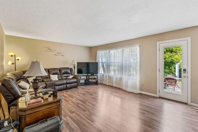 5556 Falco Drive 5556 Falco Drive, Westerville, OH 43081