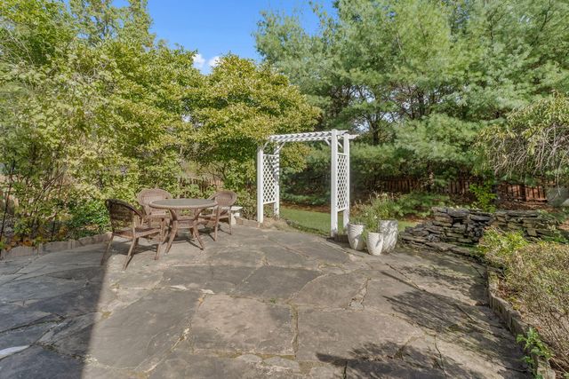 5556 Falco Drive 5556 Falco Drive, Westerville, OH 43081