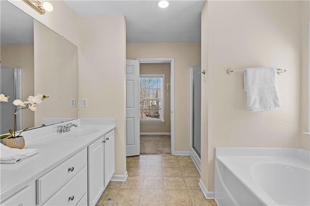 39 Brisbane Court, Newnan, GA 30263