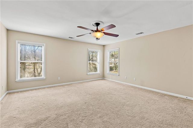 39 Brisbane Court, Newnan, GA 30263