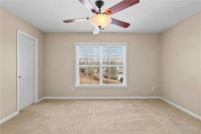 39 Brisbane Court, Newnan, GA 30263