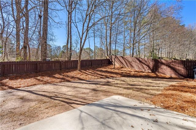 39 Brisbane Court, Newnan, GA 30263